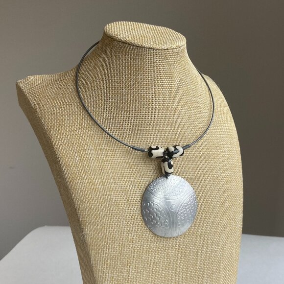 Decorative Silver Medallion Choker Necklace - Picture 1 of 5